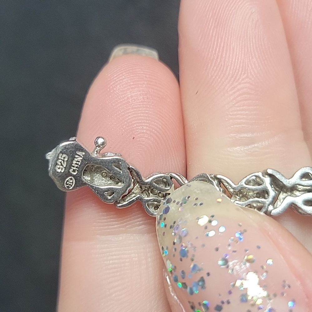925 Sterling Silver Vintage Tennis Bracelet 44 Diamonds 8" Long - Picture 8 of 10